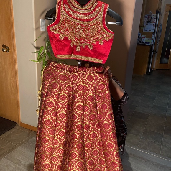 Girls party wear dresses - Picture 6 of 6